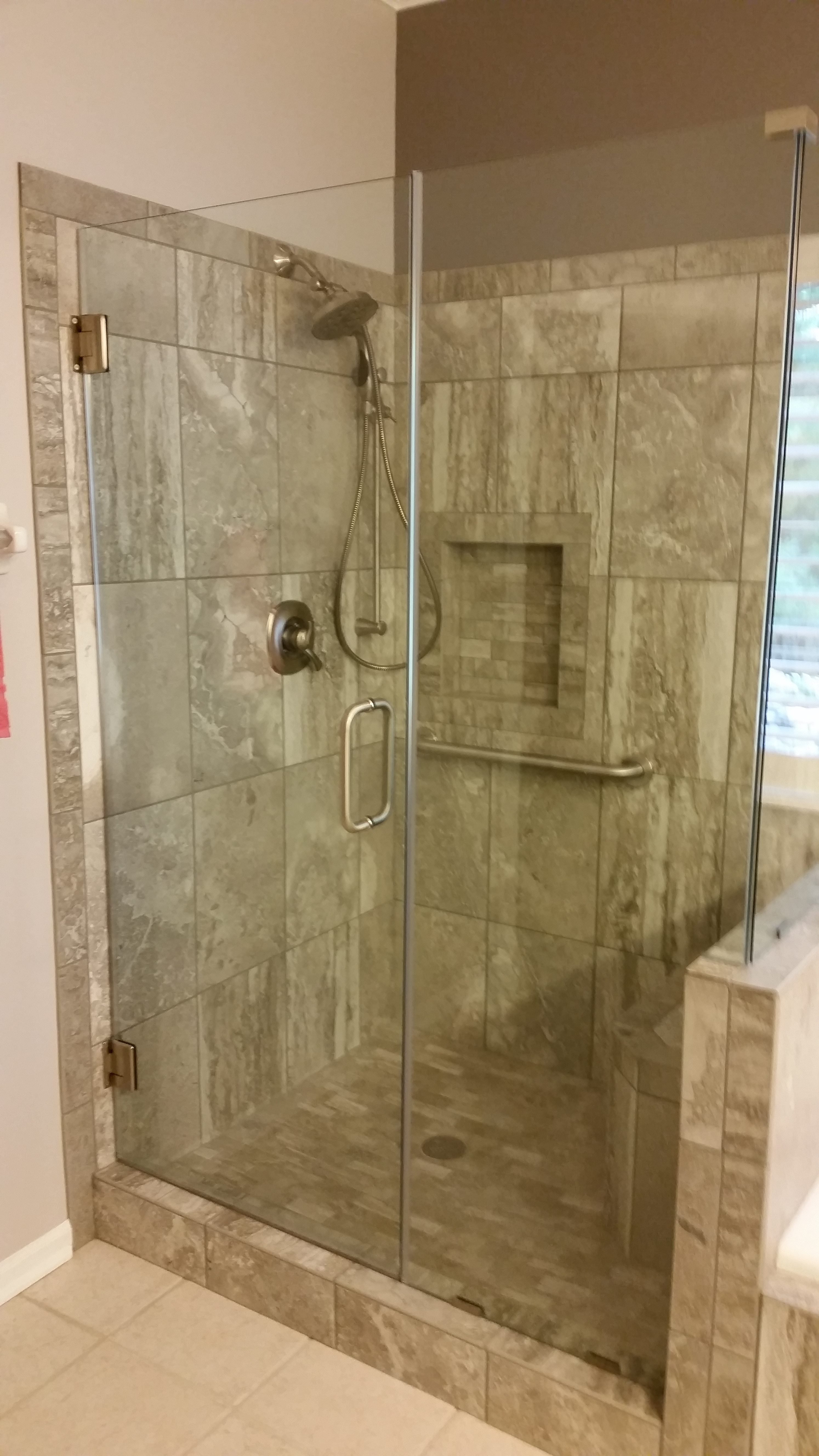 Top-Notch Custom Showers in Indianapolis